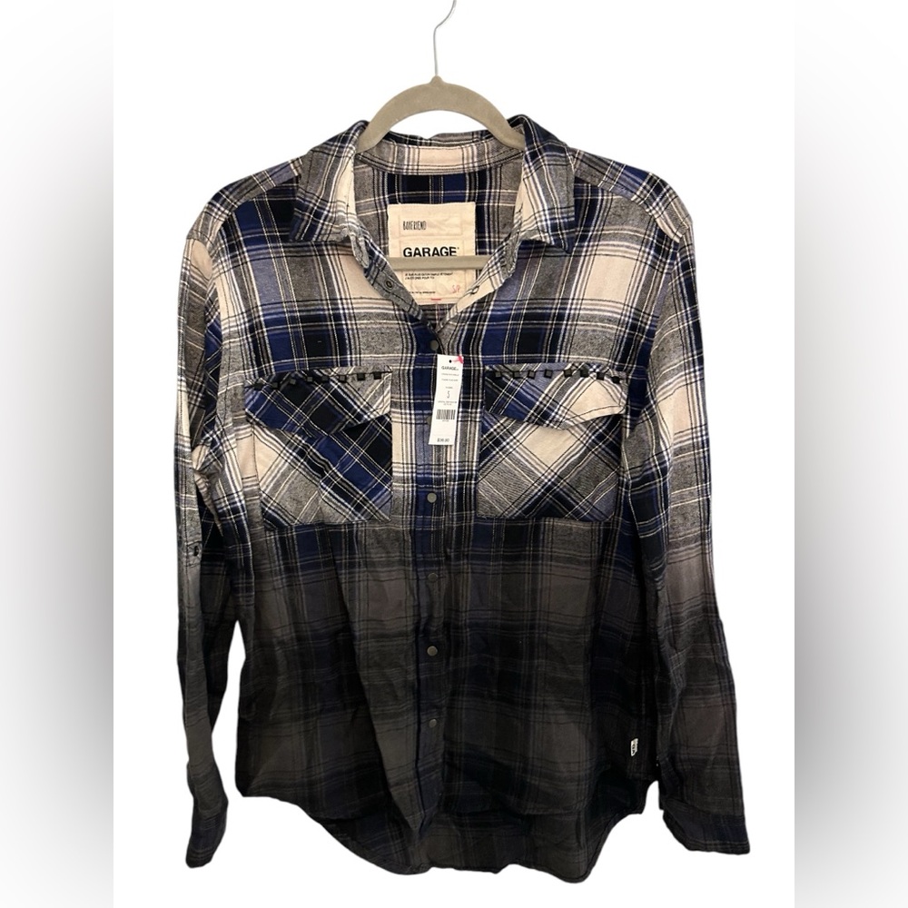 NWT- Garage Boyfriend‎ shirt
